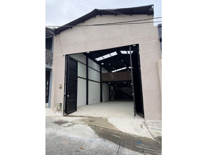 Bodega en venta en Corocito, Pereira, 238 m² · foto 18 de 24