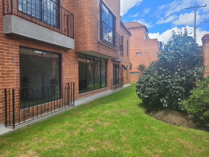 Apartaestudio en venta en La Estrella, Chía, 43 m² · foto 2 de 16