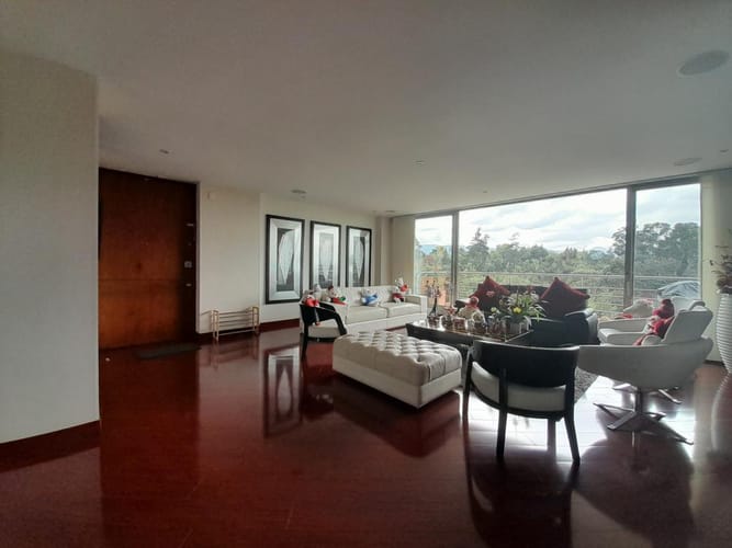 Apartamento de 3 alcobas en venta en Lindaraja, Bogotá, 200 m² · foto 8 de 24
