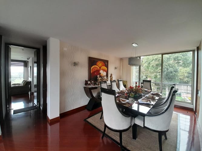 Apartamento de 3 alcobas en venta en Lindaraja, Bogotá, 200 m² · foto 9 de 24