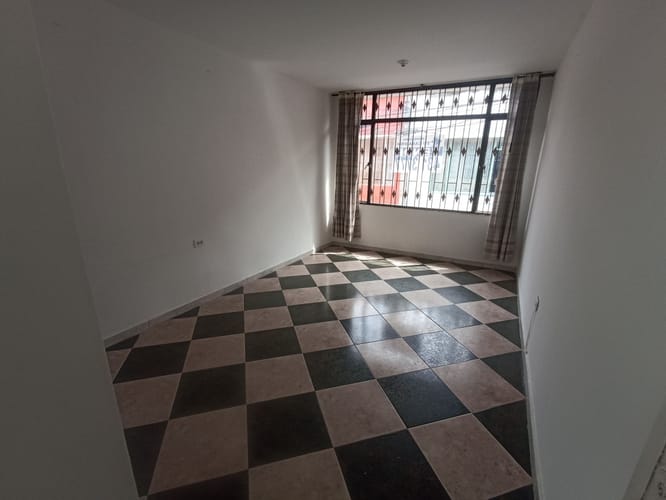 Casa de 5 alcobas en venta en La Gaitana, Bogotá, 177 m² · foto 13 de 19