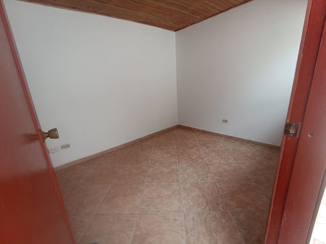 Casa de 5 alcobas en venta en La Gaitana, Bogotá, 177 m² · foto 17 de 19