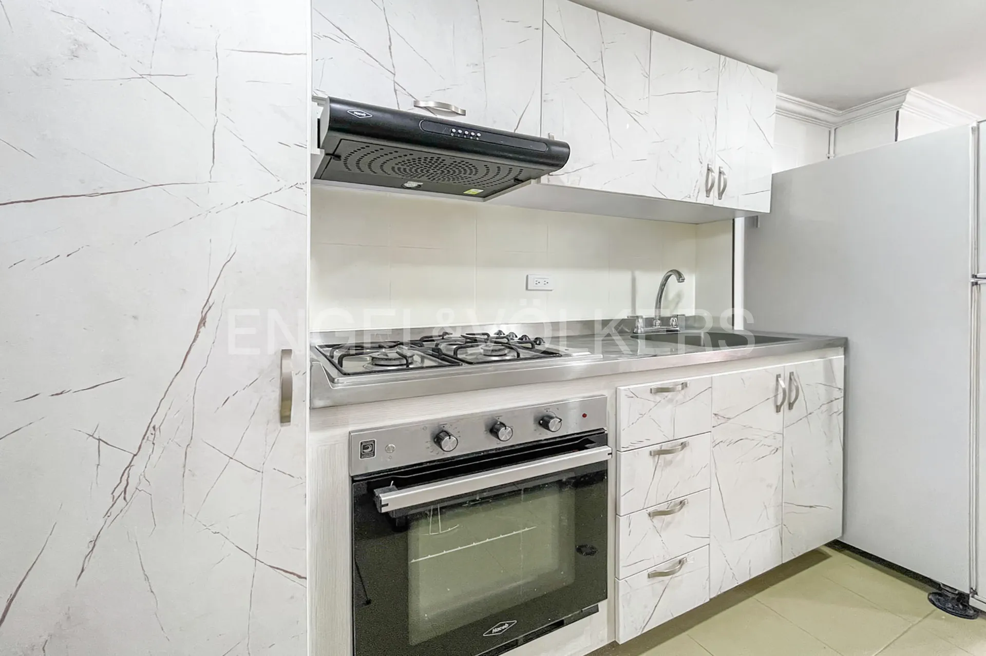 Apartamento en venta en El Batán, Bogotá · foto 6 de 17