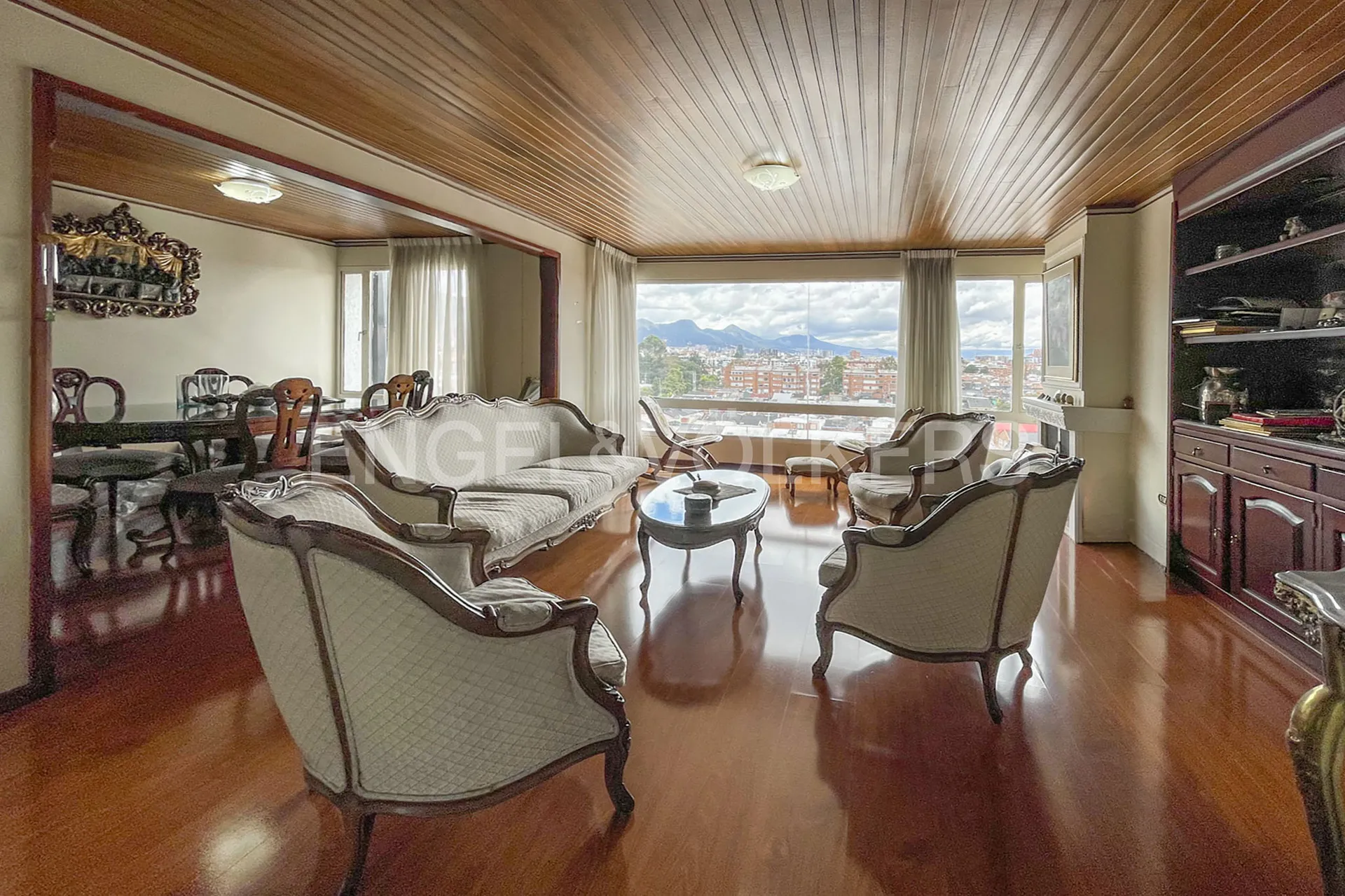 Apartamento en venta en El Batán, Bogotá · foto 2 de 17