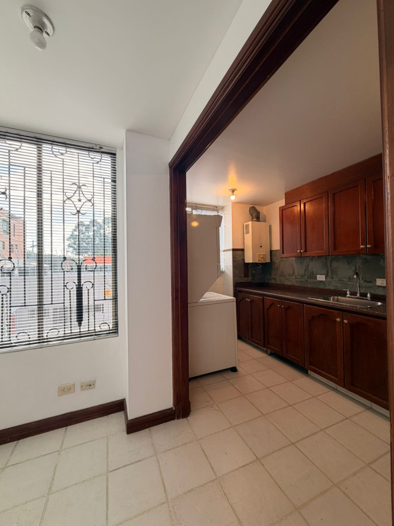 Apartamento en venta en Santa Barbara Occidental, Bogotá · foto 6 de 18