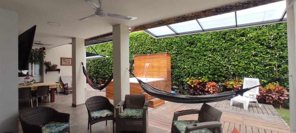 Casa de 3 alcobas en venta en Las Mercedes, Jamundí, 321 m² · foto 7 de 11