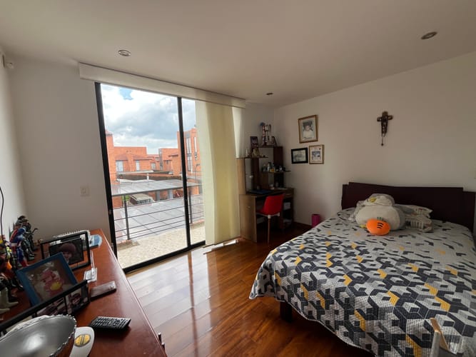 Casa de 4 alcobas en venta en Las Mercedarias, Chía, 330 m² · foto 16 de 24