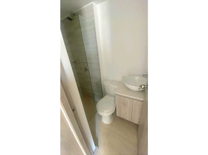 Apartamento en venta en El Poblado, Medellín · foto 6 de 10