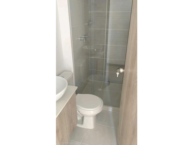 Apartamento en venta en El Poblado, Medellín · foto 8 de 10