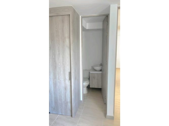 Apartamento en venta en El Poblado, Medellín · foto 9 de 10