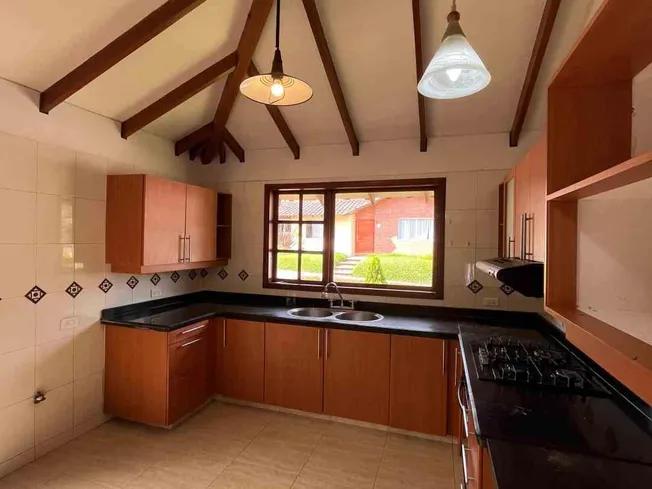 Casa en venta en Cerros De Alhambra, Manizales · foto 4 de 10