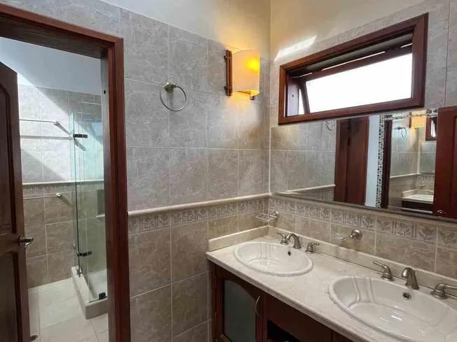 Casa en venta en Cerros De Alhambra, Manizales · foto 9 de 10
