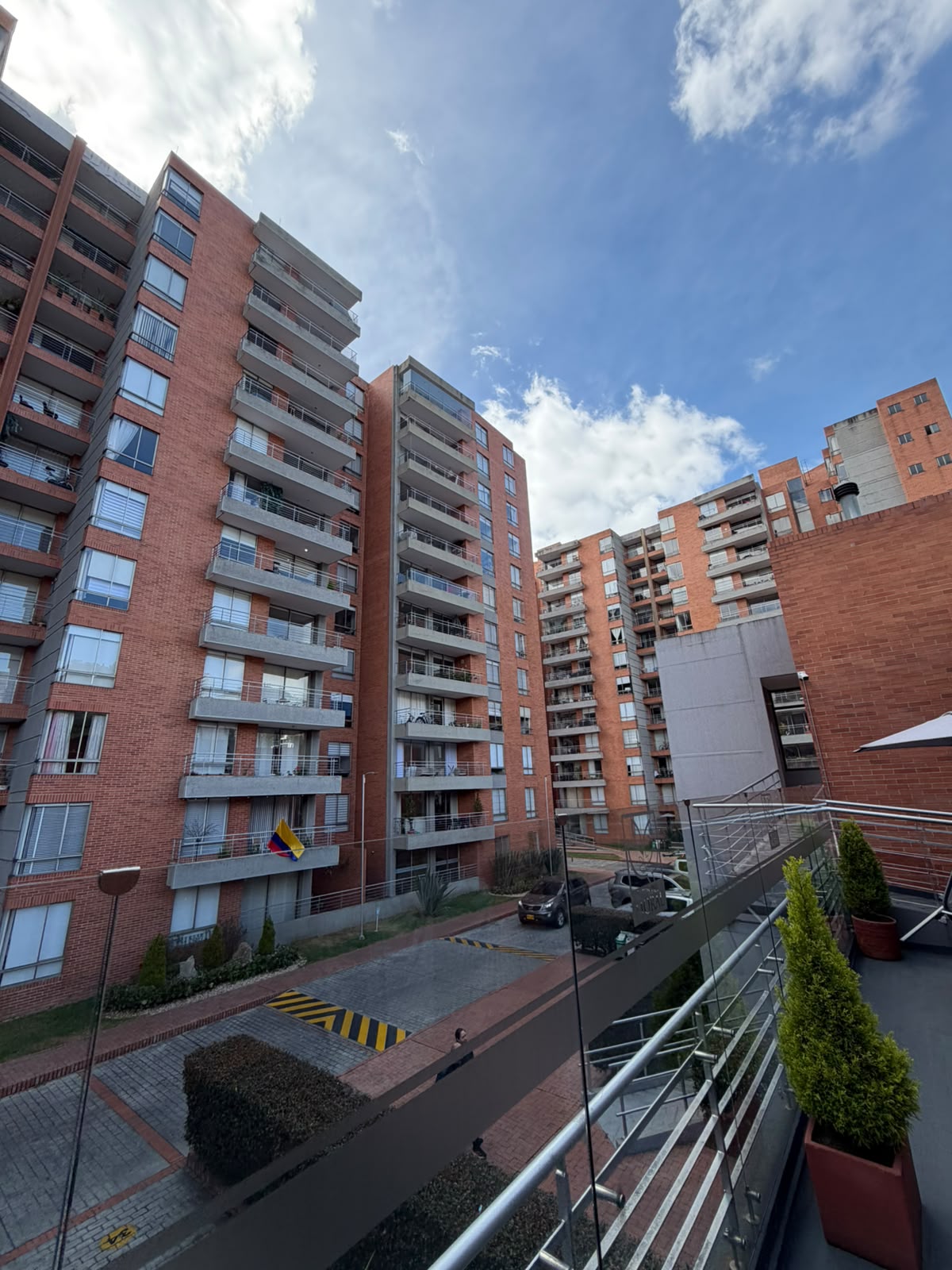Apartamento en venta en Cedritos, Bogotá · foto 3 de 24