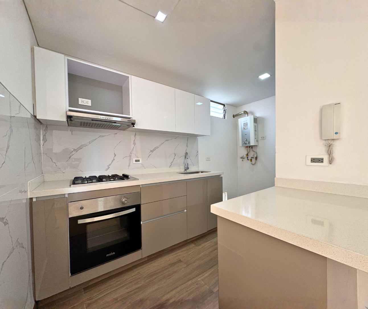 Apartamento en venta en Santa Maria De Los Lagos, Chía · foto 4 de 16