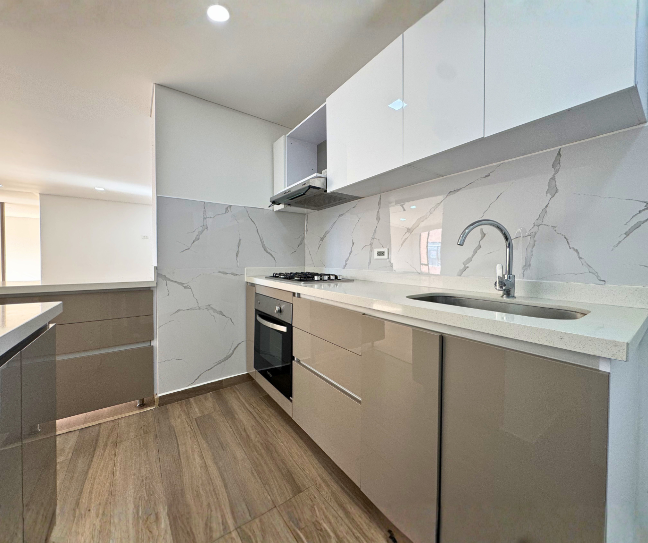 Apartamento en venta en Santa Maria De Los Lagos, Chía · foto 6 de 16