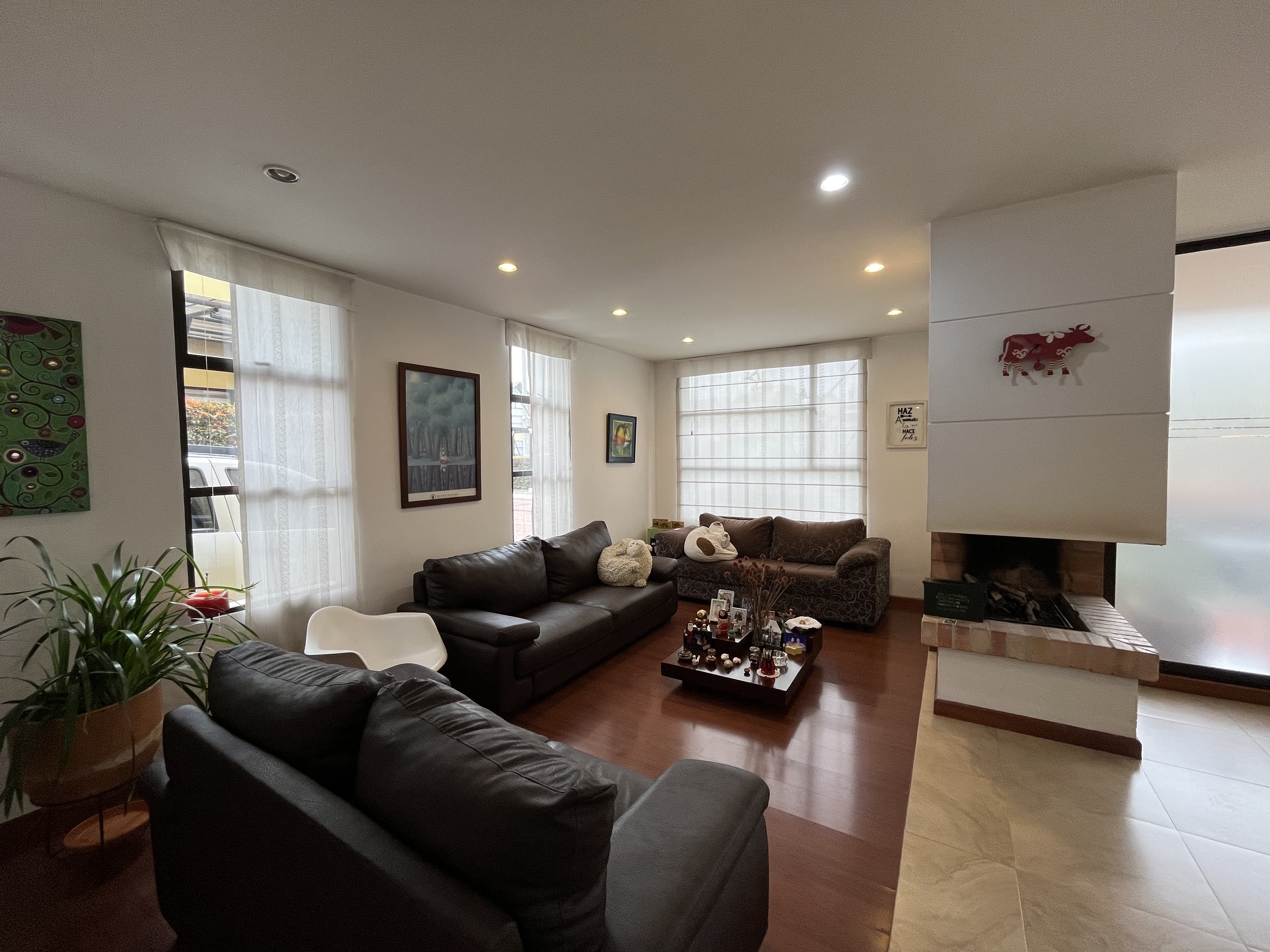 Casa en venta en Centro, Cajicá · foto 3 de 23