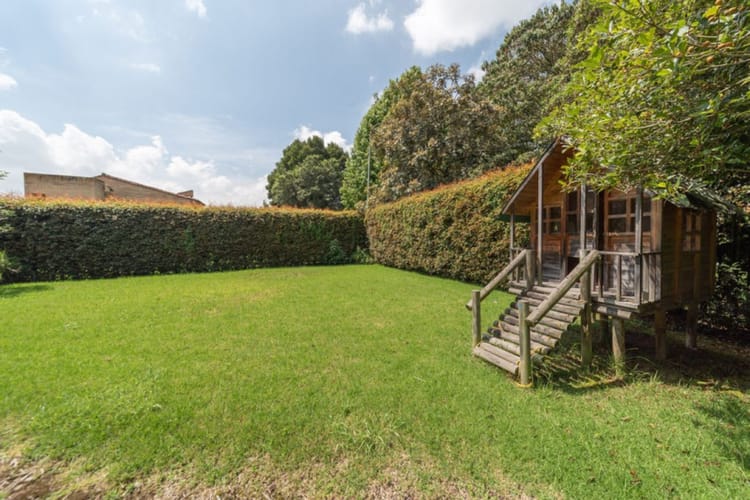 Casa de 4 alcobas en venta en Lagos De Torca, Bogotá, 332 m² · foto 2 de 24