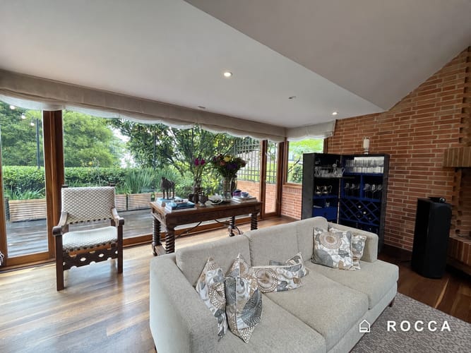 Casa de 4 alcobas en venta en El Retiro, Bogotá, 646 m² · foto 3 de 21