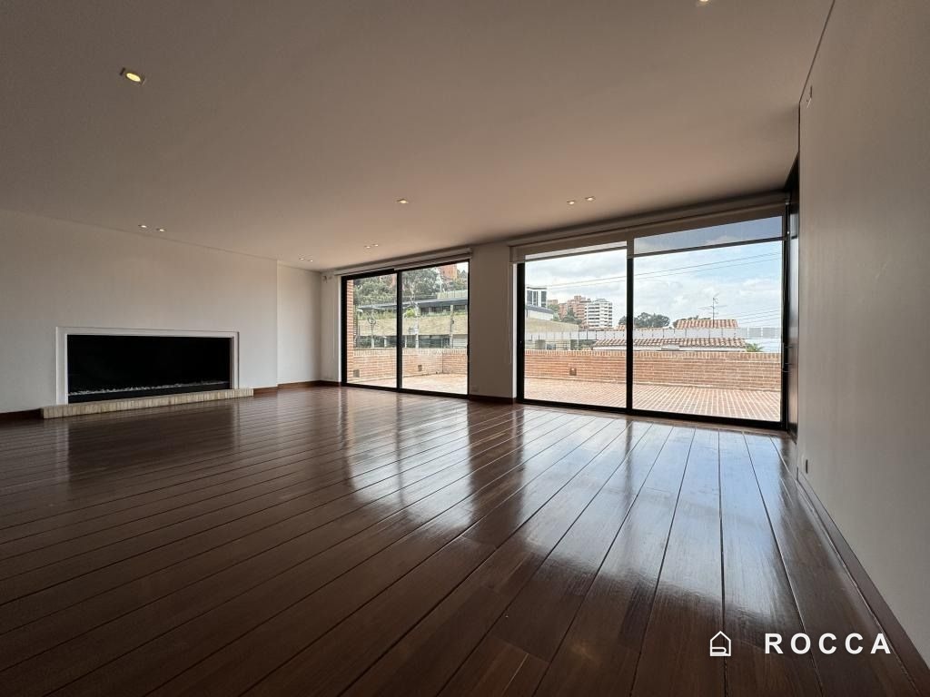 Apartamento en venta en El Refugio, Bogotá · foto 4 de 22