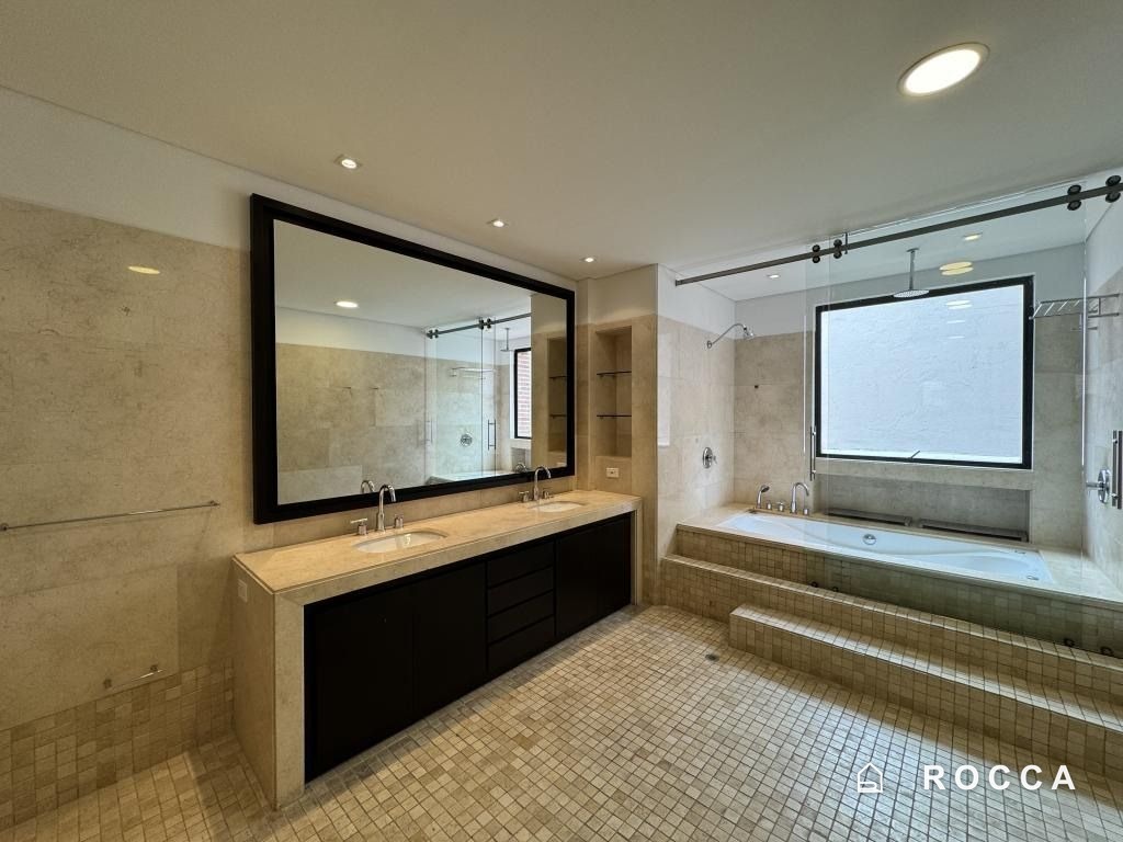 Apartamento en venta en El Refugio, Bogotá · foto 16 de 22