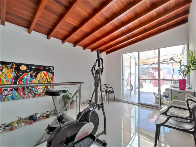 Apartamento de 4 alcobas en venta en Laureles, Medellín, 152 m² · foto 9 de 24