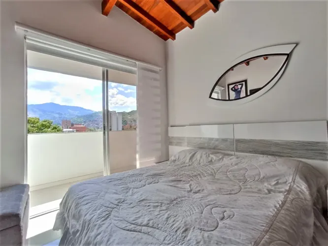 Apartamento de 4 alcobas en venta en Laureles, Medellín, 152 m² · foto 14 de 24
