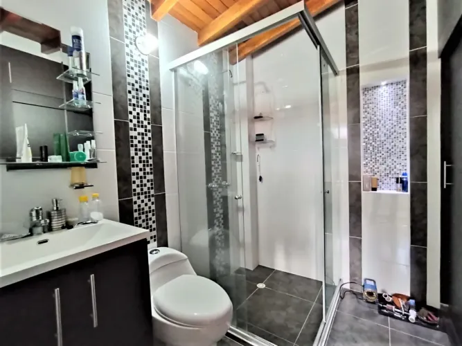 Apartamento de 4 alcobas en venta en Laureles, Medellín, 152 m² · foto 15 de 24