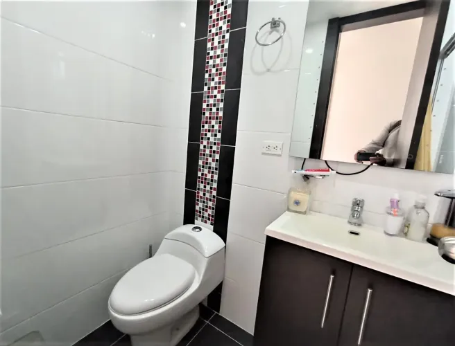 Apartamento de 4 alcobas en venta en Laureles, Medellín, 152 m² · foto 22 de 24