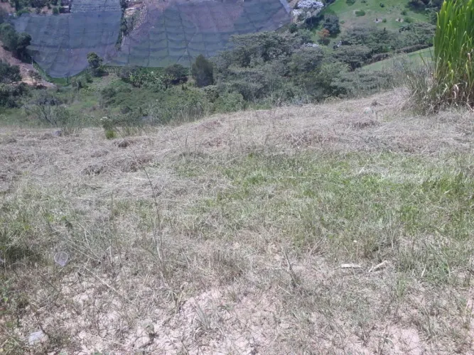 Lote en venta en Cuatro Esquinas, Rionegro, 3560 m² · foto 5 de 24