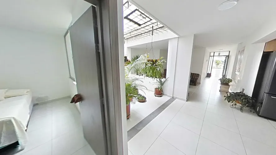 Casa de 4 alcobas en venta en Laureles, Medellín, 276 m² · foto 12 de 23