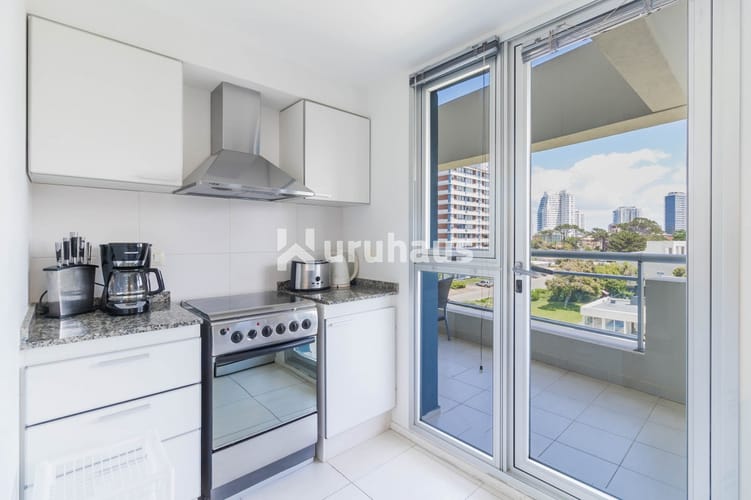 ALQUILER APARTAMENTO  FOREST TOWER 1 PLAYA BRAVA · Foto 7