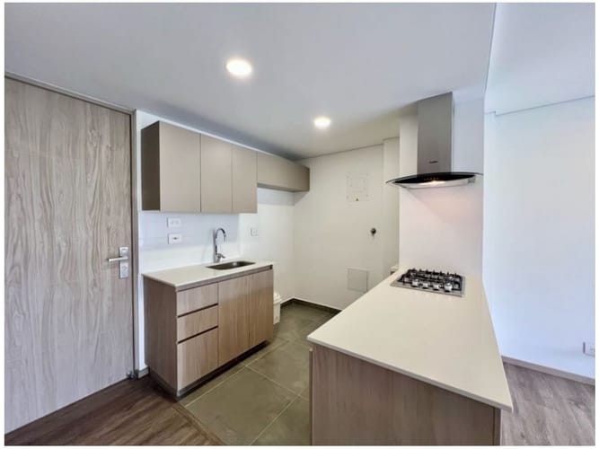 Apartamento de 1 alcoba en venta en Llano Grande, Rionegro, 55 m² · foto 2 de 11