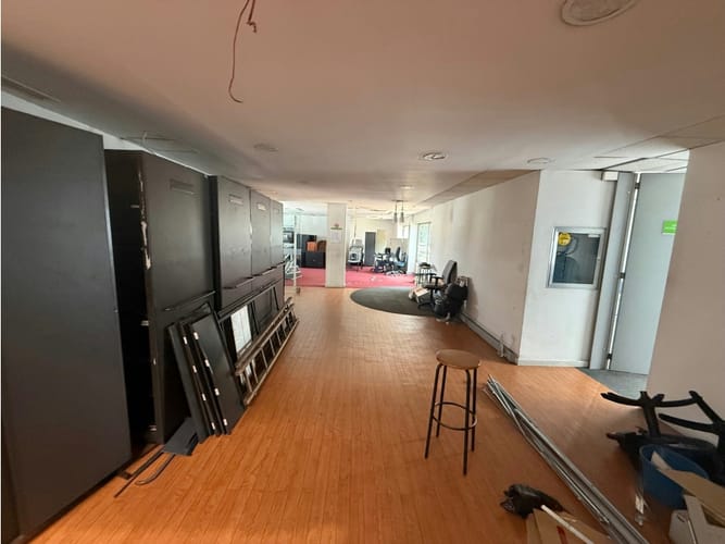 Casa en venta en El Poblado, Medellín, 1167 m² · foto 10 de 13