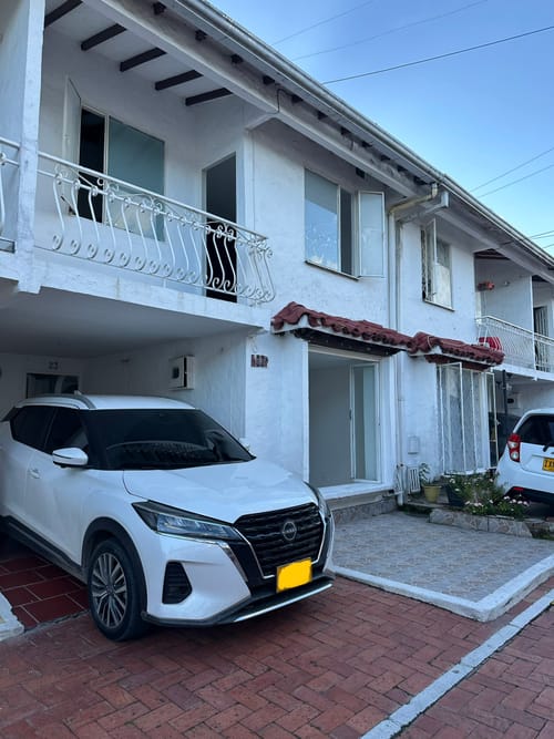 Casa de 4 alcobas en venta en Alborada, Villavicencio, 80 m² · foto 2 de 15