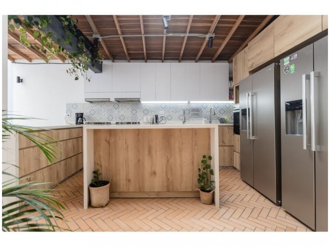 Casa de 8 alcobas en venta en Manila, Medellín, 280 m² · foto 10 de 15