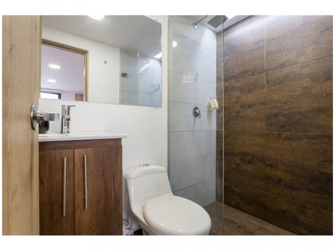 Casa de 8 alcobas en venta en Manila, Medellín, 280 m² · foto 15 de 15