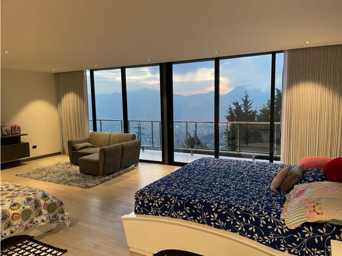 Casa de 7 alcobas en venta en El Poblado, Medellín, 740 m² · foto 14 de 24