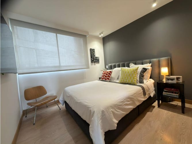 Apartamento de 3 alcobas en venta en Loma De Las Brujas, Envigado, 100 m² · foto 3 de 19