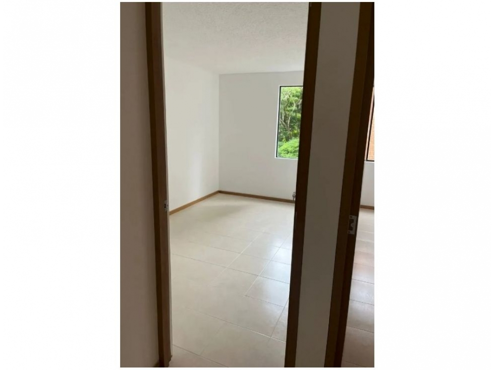 Apartamento en venta en Loma Del Escobero, Envigado · foto 7 de 18