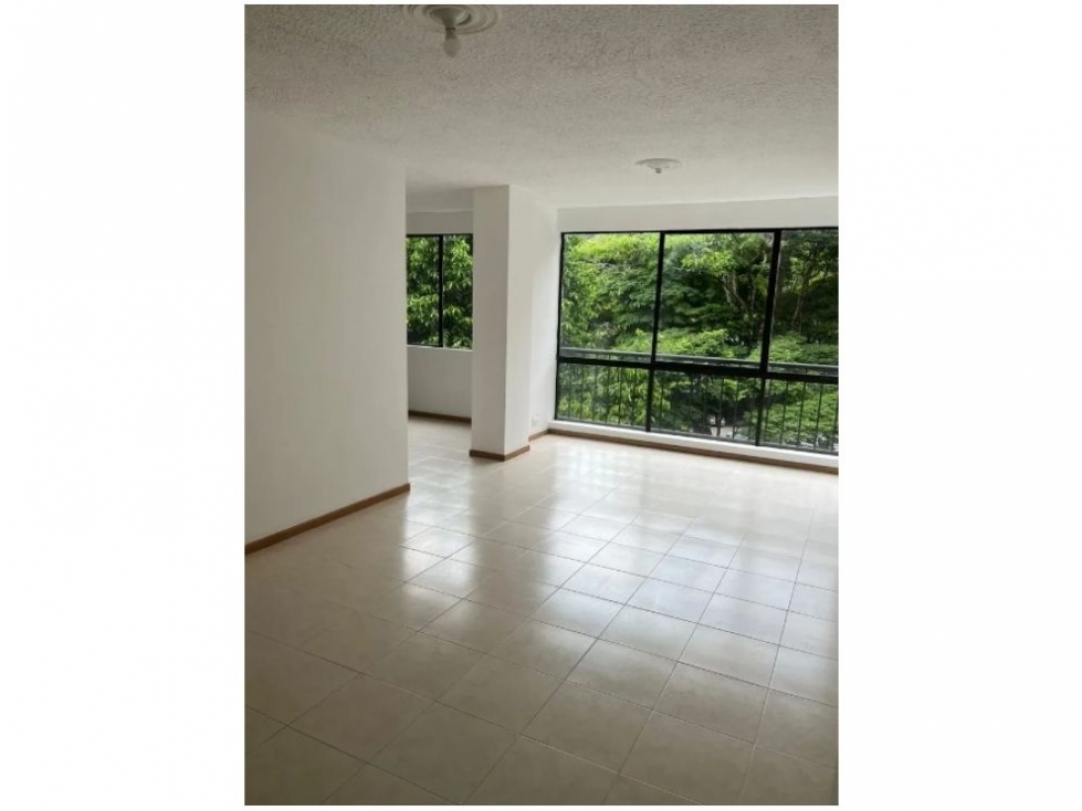 Apartamento en venta en Loma Del Escobero, Envigado · foto 9 de 18