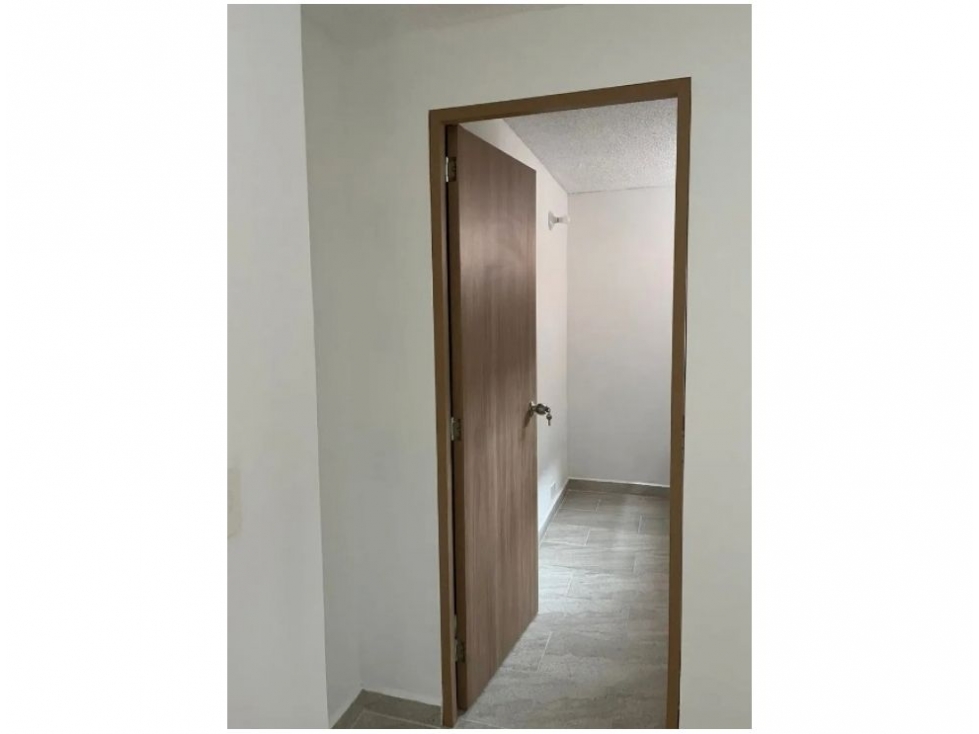 Apartamento en venta en Loma Del Escobero, Envigado · foto 15 de 18