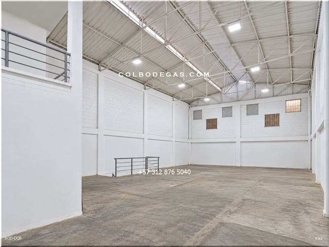 Bodega en venta en El Estanquillo Bajo, Dosquebradas, 888 m² · foto 7 de 7