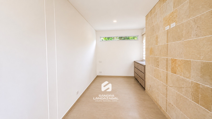 Casa de 3 alcobas en venta en Lagos Del Cacique, Bucaramanga, 260 m² · foto 2 de 16