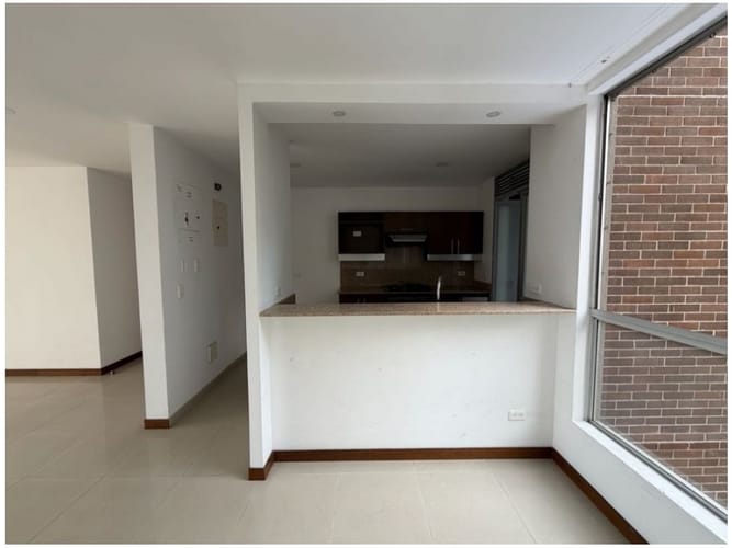 Apartamento en venta en El Poblado, Medellín · foto 3 de 20