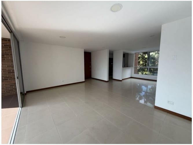 Apartamento en venta en El Poblado, Medellín · foto 4 de 20