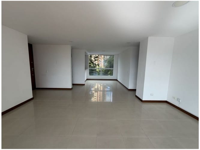 Apartamento en venta en El Poblado, Medellín · foto 5 de 20