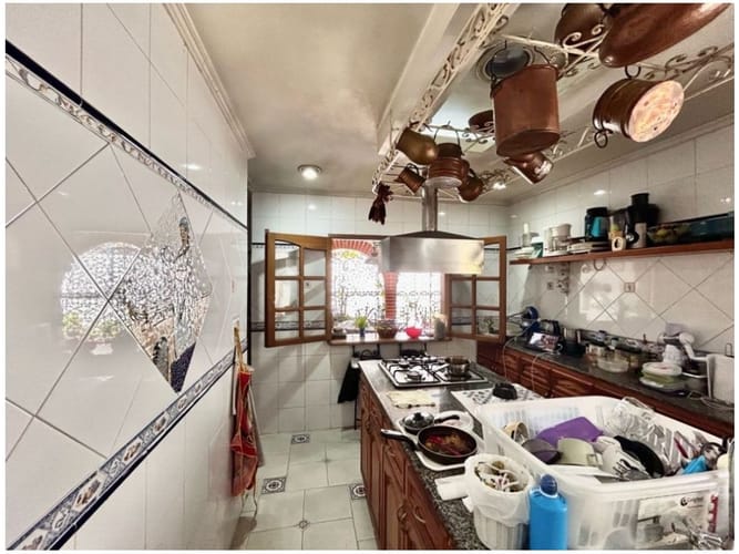 Casa de 5 alcobas en venta en El Poblado, Medellín, 340 m² · foto 9 de 24