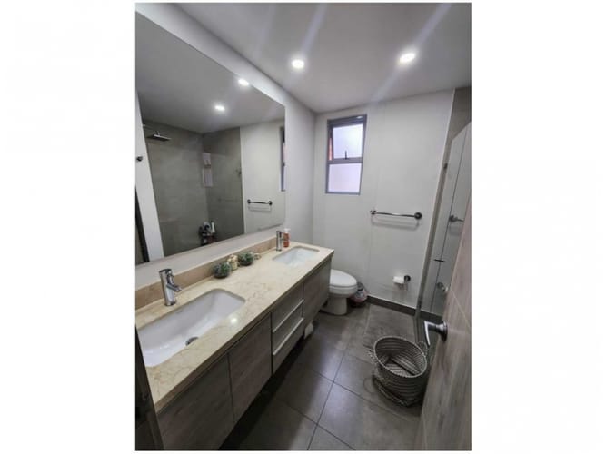 Apartamento en venta en Laureles, Medellín · foto 7 de 14