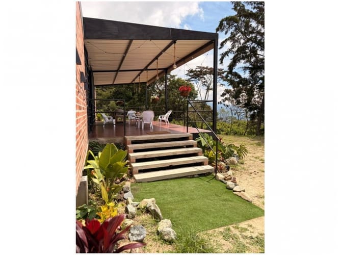 Casa de 3 alcobas en venta en Jalisco, Medellín, 1400 m² · foto 9 de 21