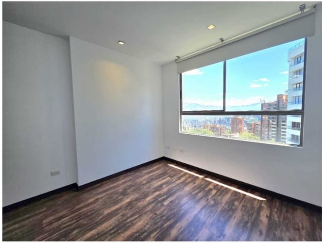 Apartamento en venta en El Poblado, Medellín · foto 10 de 17